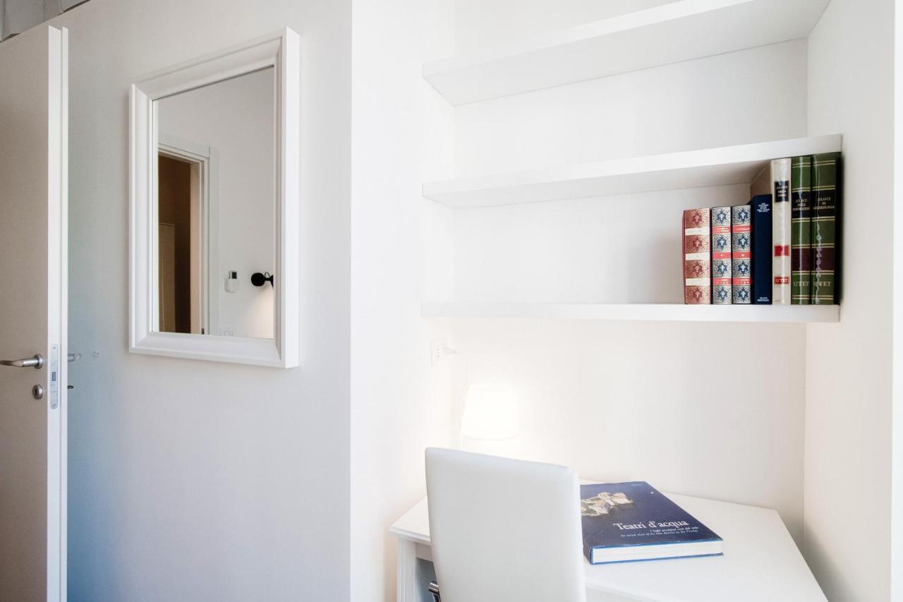 White Loft Como Central - The House Of Travelers ภายนอก รูปภาพ