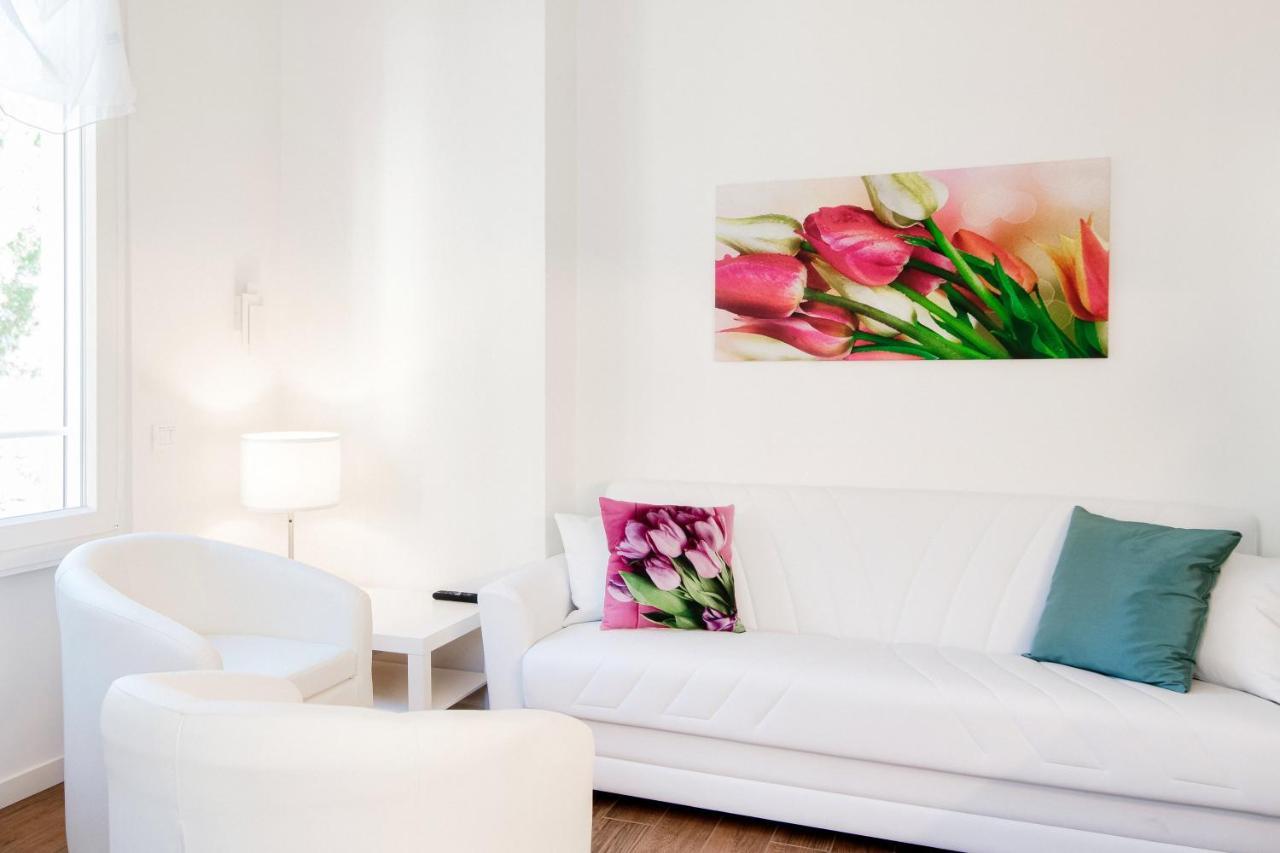 White Loft Como Central - The House Of Travelers ภายนอก รูปภาพ