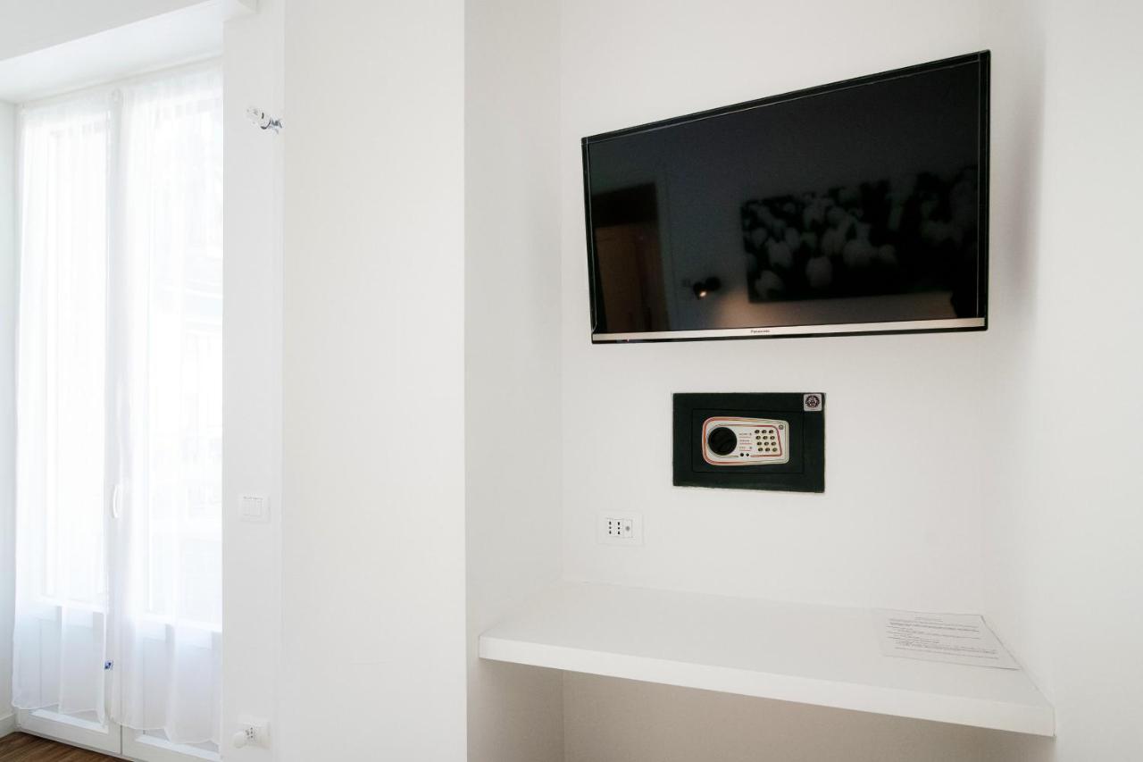 White Loft Como Central - The House Of Travelers ภายนอก รูปภาพ
