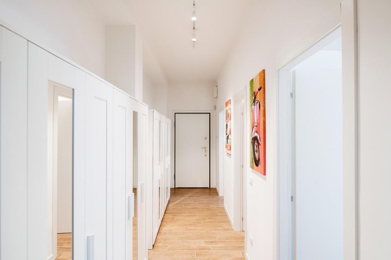 White Loft Como Central - The House Of Travelers ภายนอก รูปภาพ