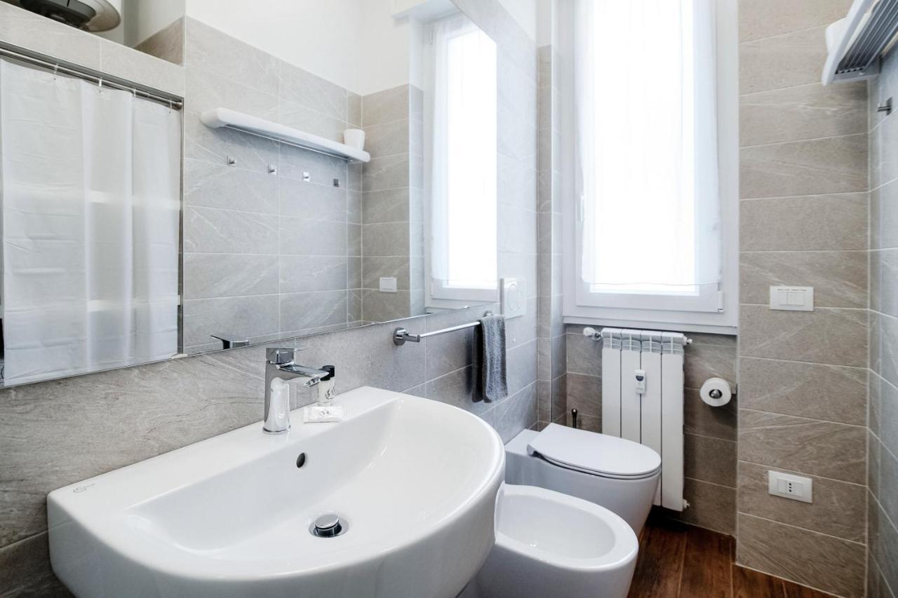 White Loft Como Central - The House Of Travelers ภายนอก รูปภาพ