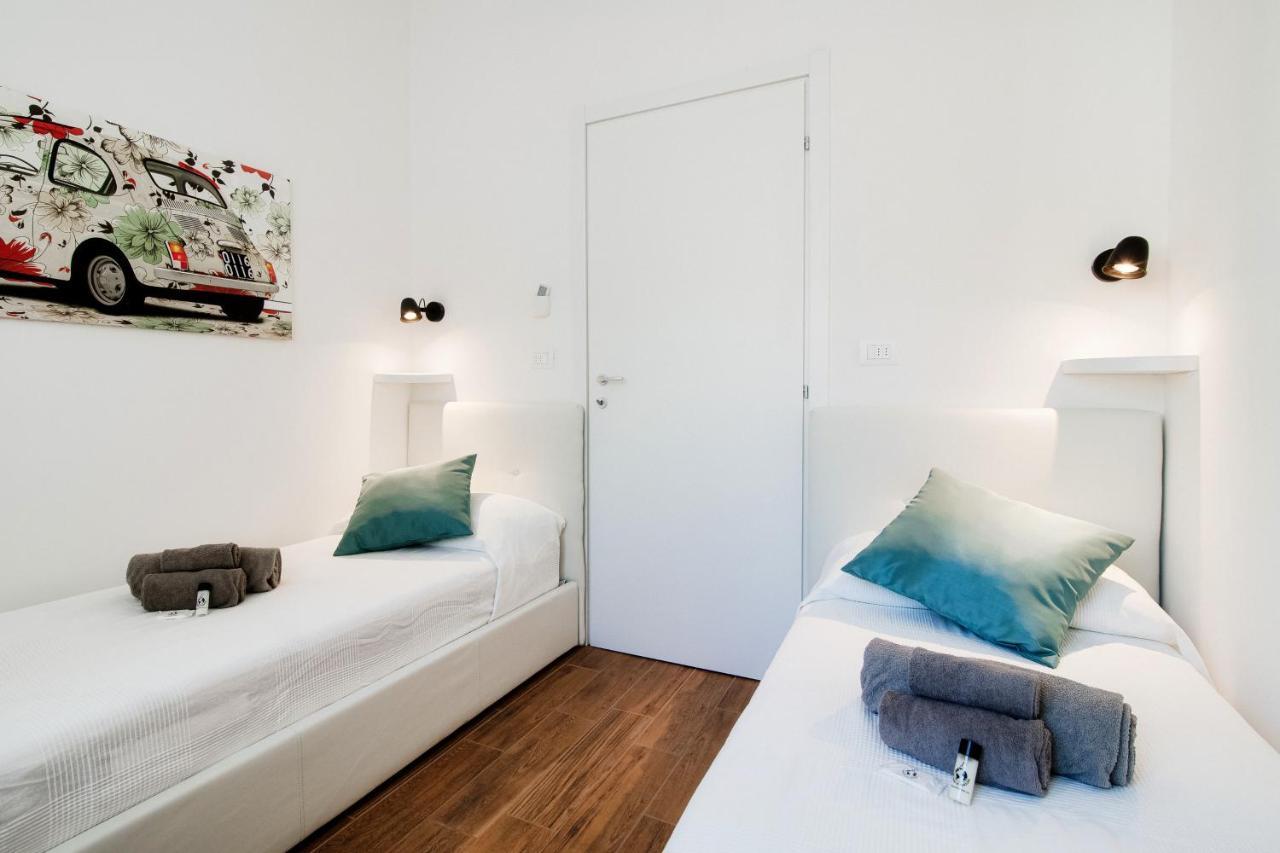 White Loft Como Central - The House Of Travelers ภายนอก รูปภาพ